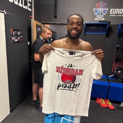@FCBarcelona #PorVida | czasami Arsenal&OL&Blazers |
miłośnik symulatora piłkarskiego: Football Manager
Jeremy Sochan fan account