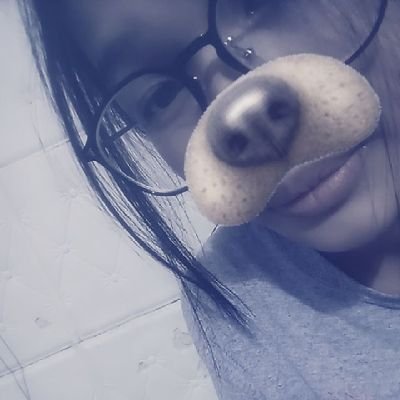 nkhanh0228's profile picture. 1 phần của Emibonnie