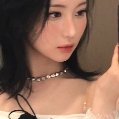 Enami Asa - babymonster’s dark star, shining brighter than ever.