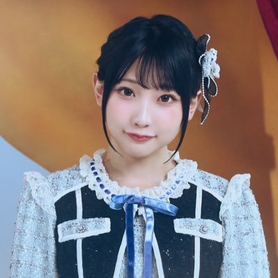 🦋🦋🦋HoneyWorksさんサウンドプロデュースアイドル/高嶺のなでしこ@takanenofficial /黄色🌕/あなたのペット枠に鳥として入り込みます/みんなで使ってこう→ #気づいて城月 ファンクラブメール返信→ #城月選手へ みんなが見る告知系のハッシュタグ→ #餌を入手🦋ちいかわのモモンガラブ