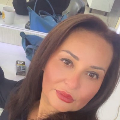 AVUKAT,HUKUKÇU,ANNE,TC VATANDAŞI,SEÇME VE SEÇİLME HAKKINI ATASINDAN ALAN,İNANCI ADALET,MEZHEPSİZ,GELDİM GİDİYORUM İNSANCA YAŞAMAK İSTİYORUM!
