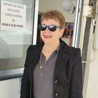 Profesora por siempre. En este espacio buscamos acompañarnos, y por sobre todo AYUDAR, en tiempos difíciles, juntos somos más