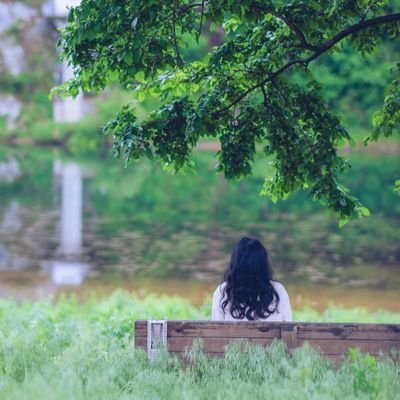 wynzwowz's profile picture. 'be the best version of yourself'