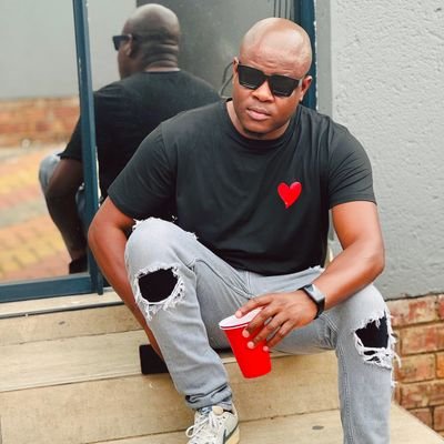 Discipline, consistency and perseverance build the foundation for success🙏
@KaizerChiefs✌️
@RealMadrid fc 🤍
@ChelseaFC 💙
Proudly 🇿🇦