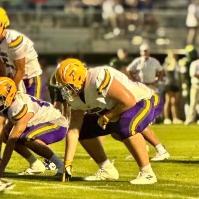 Offensive Lineman | St. Aloysius- 2026 | 6’4 340lbs | 4.0 GPA | Philippians 4:13 | 601-529-3429 | sladelyons57@yahoo.com