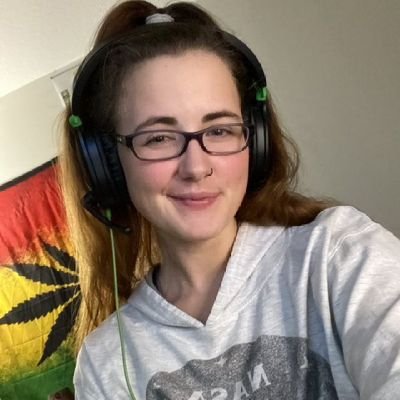 eliz12544's profile picture. Be kind