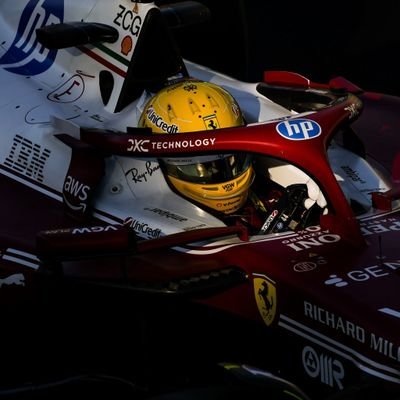 i totally don't support Lewis and Kimi (both the original and the Antonelli)