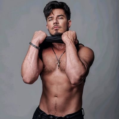 Ativo/Top 22cm
Live Performer, model & actor 🔞 📽
🇧🇷🇪🇸🇵🇹🇺🇲🇮🇹🇦🇷.