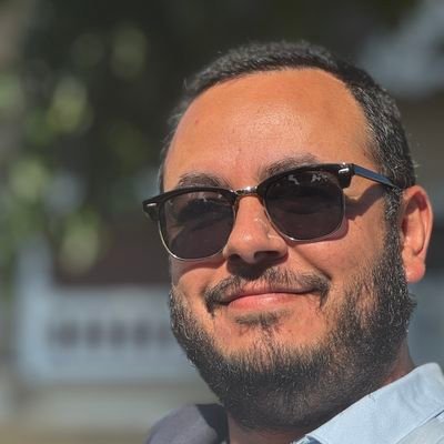 🇵🇸 exhausted, M.A. | PhD student | my employer wishes he was as cool as me