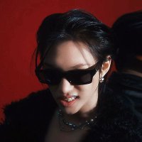 𝐚𝐮𝐫𝐨𝐫𝐚 🕸 (@hwangsbitches) 's Twitter Profile