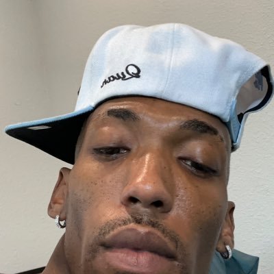 🎥YouTuber | TikTok: quandon987 | 📸: Fitteddon_ 👅Owner of Strixxtly Kulture | Barber 💈 https://t.co/QLdBHd5hxn