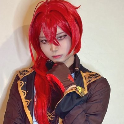 名前は「つくね」と読みます/成人済/コスプレ初心者/武器、小物の造形やってます✨/コス研/無言フォロー失礼します🙇
