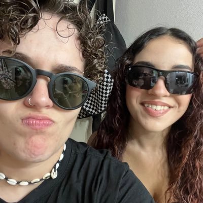 lesbichhh's profile picture. amo solo la mia ragazza @alessa_aa_