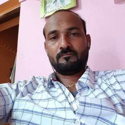 भगवे आमच रक्त तळपते तत्त्व हिंदवी बाणा जात गोत्र धर्म आमचा शिवसेना
माननीय बाळासाहेब ठाकरे यांचा शिवसैनिक
यांच्या विचारांचा
जय श्रीराम