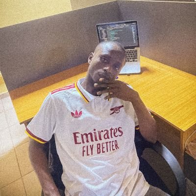 Expanding horizons 🚀 || Becoming a better person daily 💯 || iCode || iBuild 👨💻|| iWrite✍️ || Translating your thoughts into tweets 🖋️