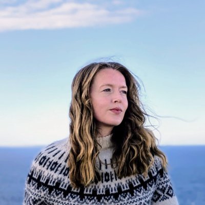 writer & evolutionary biologist | phd in crow cognition | pushcart prize & botn noms | sea creature | agent: laura williams, greene & heaton