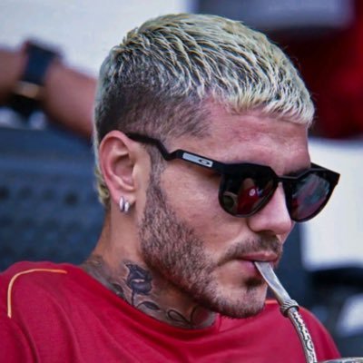 ars1zbisturi's profile picture. 