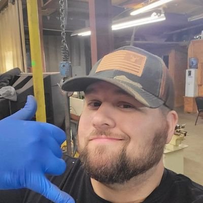 Just a dude from Texas that likes to smoke meat and drink beer .. I always keep a positive outlook on life and try to help others as much as I can.