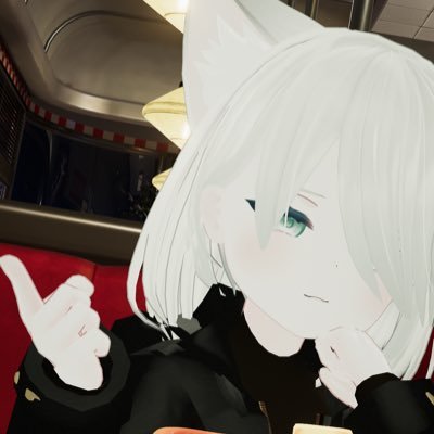 18歳 のんびり生きたい。 日常兼VRC垢 いろんなゲームしてます。サブ垢→@THETAsub_0215 頼れる相棒→@Epechu_karakara