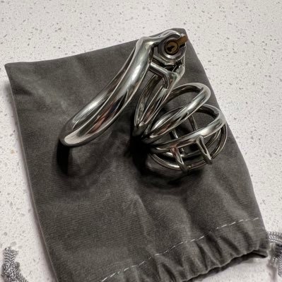 Cagedfandlhubs's profile picture. Owned, caged, straight hubby in a FLR. Follow to watch my journey. Now offering CUSTOM CONTENT!! DM requests for pricing! #owned #caged #chastity