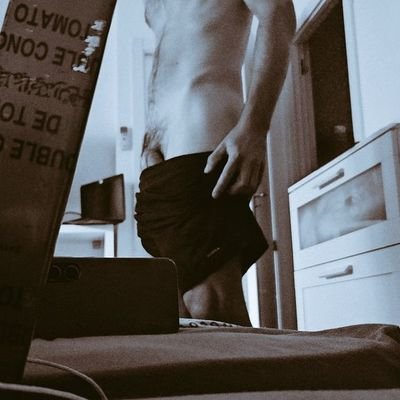 cimarron_verde's profile picture. CUENTA B. Buscando un mundo B donde escapar.