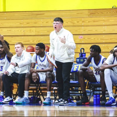 RJBurt1's profile picture. 🌴@UCF_MBB 🌴