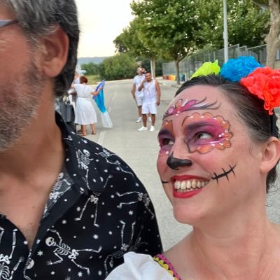 Previously writing as Eliot North: poetry, prose & hybrid. ND mum-doctor-writer: special interest in chronic pain, mental health, MedEd & peer support
