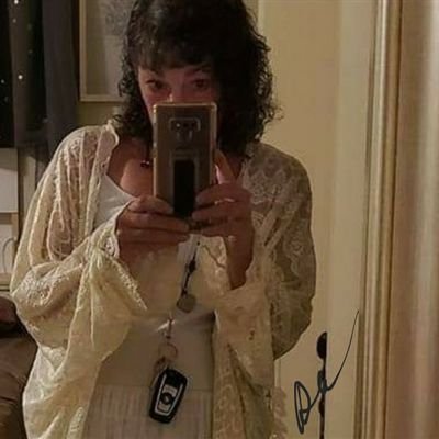 sararachaelhope's profile picture. Founder/CEO of #RecoveryRelief 

https://t.co/b6t0Ukqh6i.

#TheNetIsMyBlog #4recoveryrelief.