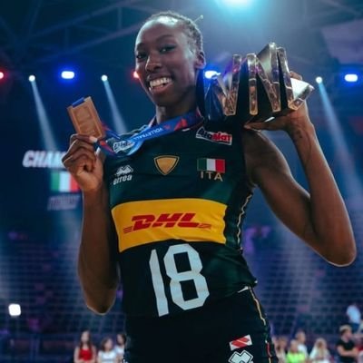 egeonu99's profile picture. Medicana 💛💙