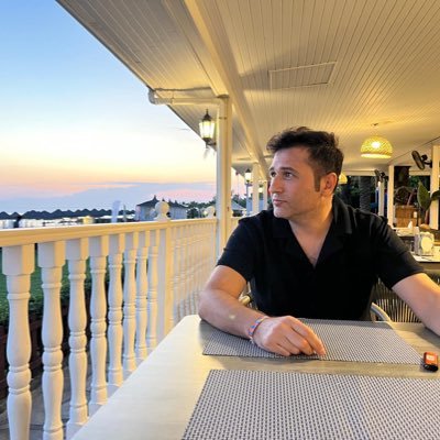 ynsdgc's profile picture. 🇹🇷 G⭐️L⭐️T⭐️S⭐️R ⭐️Y#2️⃣6️⃣🇹🇷💛❤️ #YAŞASINTAMBAĞIMSIZGALATASARAYTARAFTARI. #ArmamınUğrunaAdanmışHayatlar #Baba #DevletYanlısı #Türk @EmadDerneği