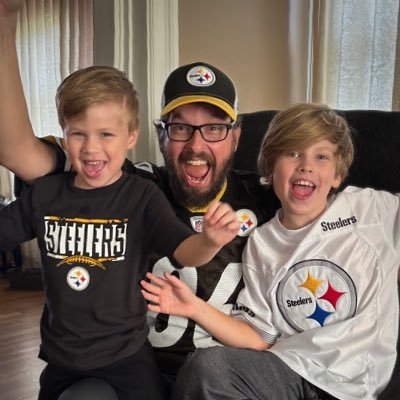 DSFedor's profile picture. Television producer by day, Aspiring Creative Type by night. Full time dad, part time wrestler. Please support: @yinzerlucha & @beegeesandme