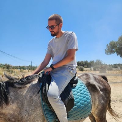 caliskantarihci's profile picture. 