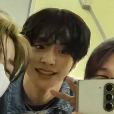 minijubjake's profile picture. ꒰ఎﾟ.*･｡ﾟ𝑚𝑜𝑚𝑚𝑦 𝑛𝑜𝑛𝑔𝑗𝑎𝑘𝑒 3𝑂𝑂𝑂%