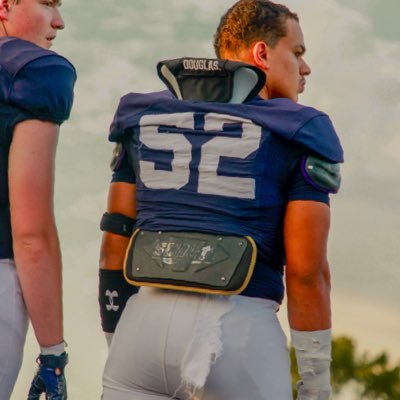 Franklin Christan Academy 2027/3.22 GPA /HT:6’0 WT215\\ LB/ edge/ATH // Bench 315/squat425/Clean225// contact 615-477-8908