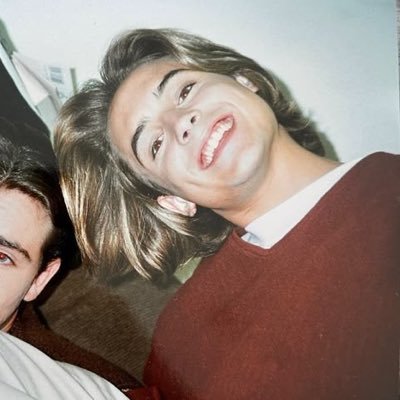 izaseasalt's profile picture. be gay and seize the day -keating