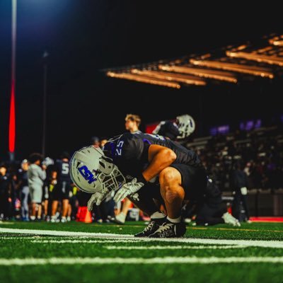 C/O 2028 | 3.2 GPA | Mount Saint Joseph Running Back and Track Runner| 5’6 169bs |100m: 11.17| 200m: 22.98 |khaliljacobs251@gmail.com