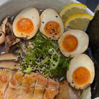 Neeko_league's profile picture. 