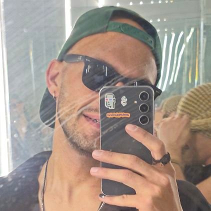 Fardad_k's profile picture. 