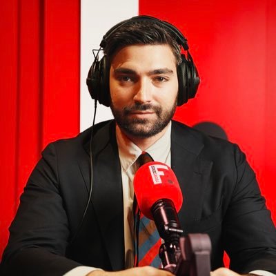 Journaliste responsable du pôle international chez @frontieresmedia / Vidéaste sur YouTube (alias le Doc)