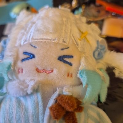 crayon_mx5's profile picture. wisp 👻 and Fincel🐟 i also watch a LOT of other vtubers...