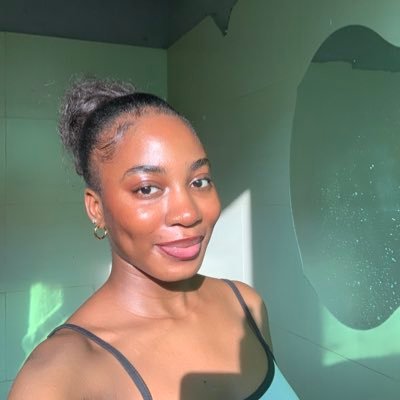 IG: prettydarkmimi_ |Igbo girl🇳🇬|snap: melan_inmimi |🌚| model💕🦋|tiktok: mimii_universe|