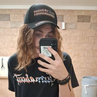 Slutttrottt's profile picture. @slutttrottt on ig