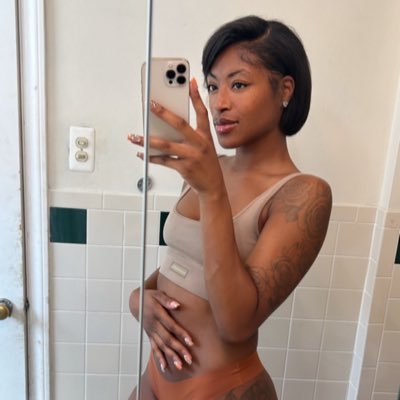 Model 💖 | This page is strictly for fun purposes only | | BI 🌈 NO MEET UPS NO LINKS UPS