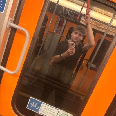 ✨✨My autism is chronic but my ass is iconic✨ ✨ lv. 25 he/him|🏳️🌈| Ich mag Züge 🚂 & ⚽️ ||| Autism & ADHD || 👀 for Cuddles | KEIN Safespace für Ü40!!!