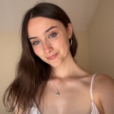 Sinéad | 22 | BSc Psychology Graduate Cardiff University