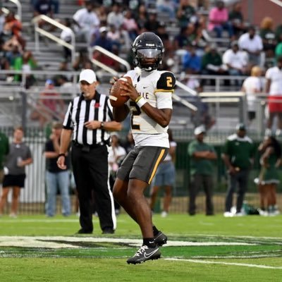 Christ First🙏🏾 | 6’0/180lb | QB Class of 2027 |SHS | Football | 4.5 40 (UA NXT GEN) | 3.9gpa | email Kingston.johnson5@icloud.com | phone # (225)-304-1104