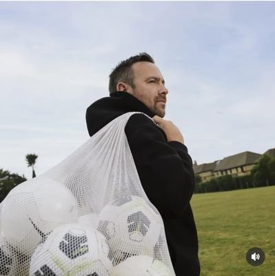Primary PE teacher | Football coach for ages 4-104. Share thoughts and ideas for teachers and coaches to engage all.