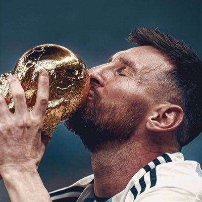 Rashaadgarni's profile picture. شخص مرن بس لا تساومني على عزة نفسي .. يمكن شاعر ..!؟ على قيد الانتظار .. أسأل الله أن يرزقني وإياكم كل خير ❤