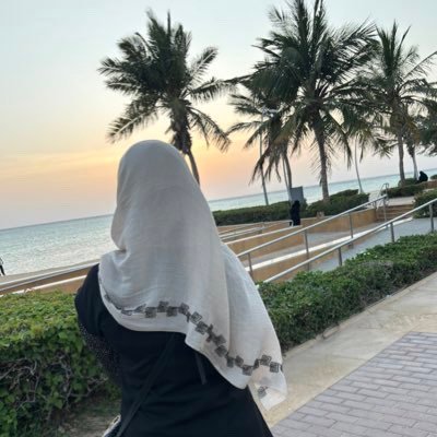 PGY1 IM resident | KAU alumna #Med18 | Weight lifting | Yoga | Pilates | Fashion 🎀🇸🇦