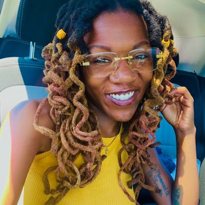 iijustbeetalkin's profile picture. A Soul having a human experience 👽